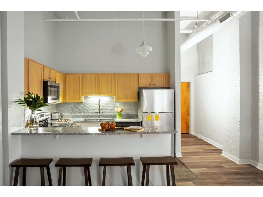 Bold 2Br 2Ba In The Block Apartment By Cozysuites! Ινδιανάπολη Εξωτερικό φωτογραφία